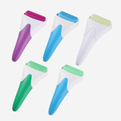 Masseur facial à rouleaux de glace Dermaroller pour rajeunir la peau